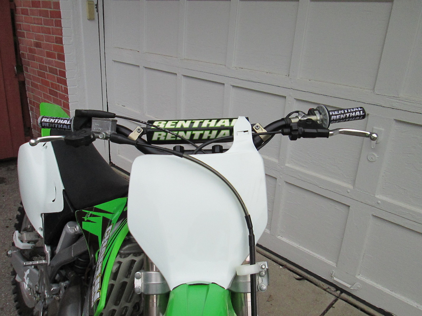davidgrip 2004 KX125 774 Chaplin Kawasaki davidgrip's Bike Check
