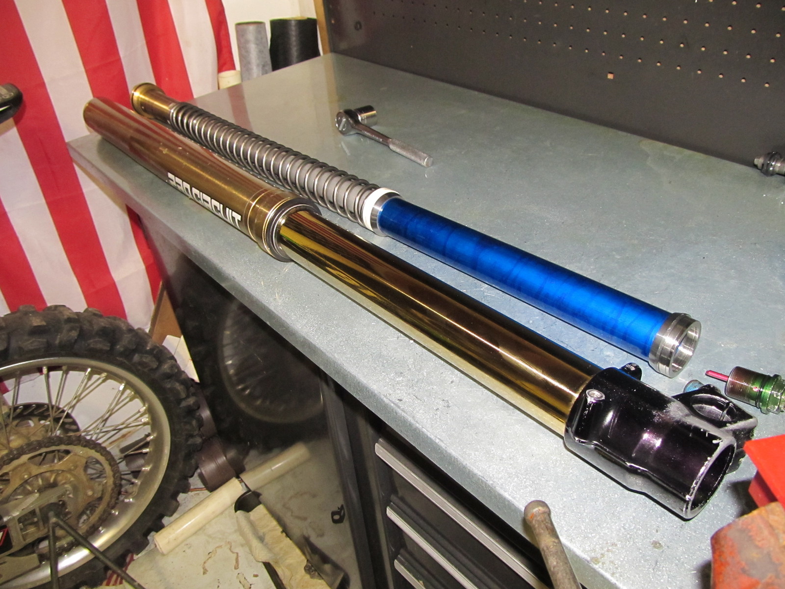 showa a kit pro circuit fork disassembly49 DJFMXpro Motocross