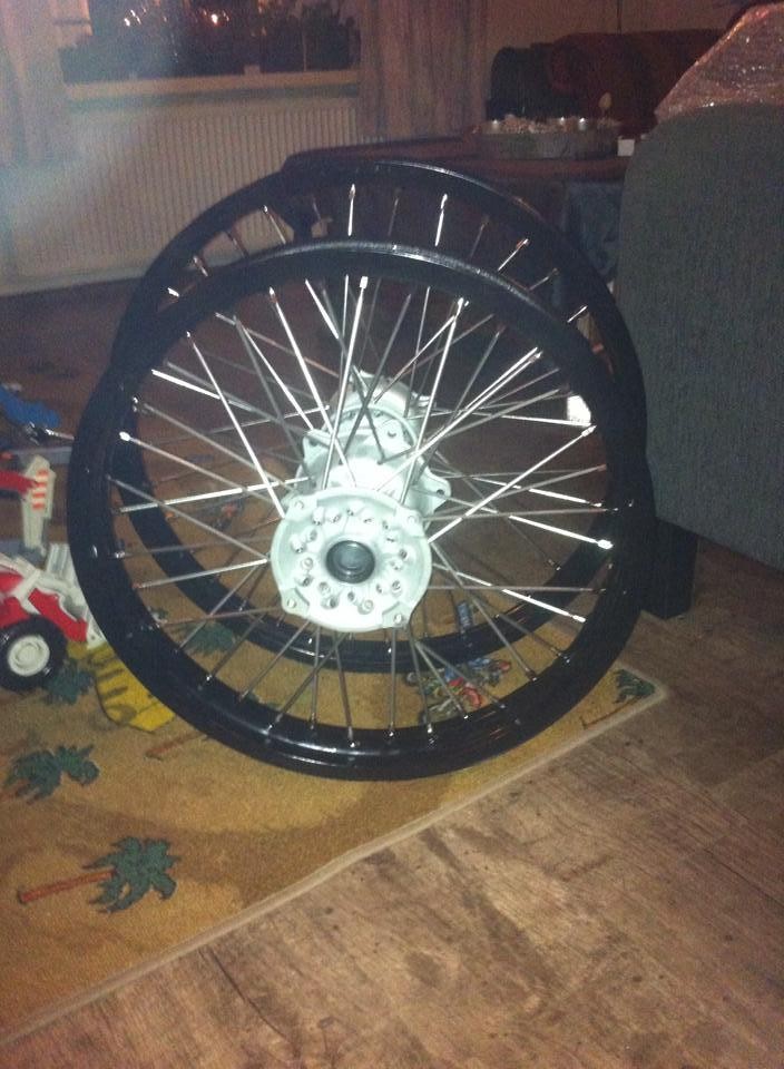 kx100 small wheel