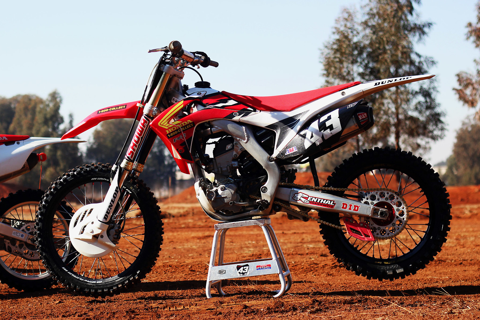 ホンダ　2014-2017 CRF250RFMFメガボムチタン 2014 CRF250R - RaceFan's Bike Check - Vital MX