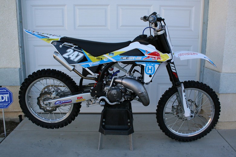 Jmx247 Husqvarna Cr125 2k12 Jmx247 S Bike Check Vital Mx