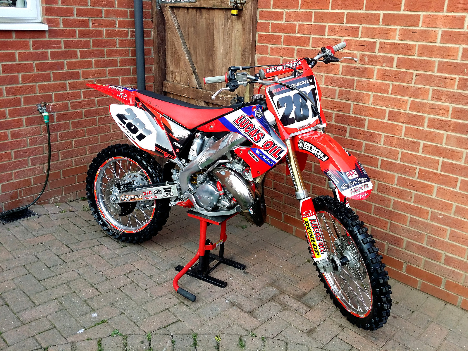 2004 CR 125 locky