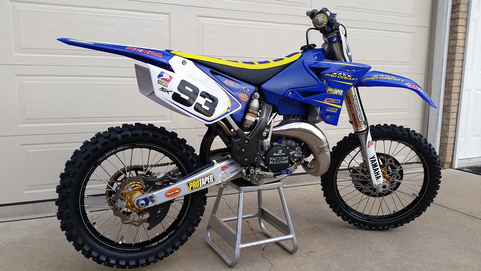 2011 YZ 125 jdoc7