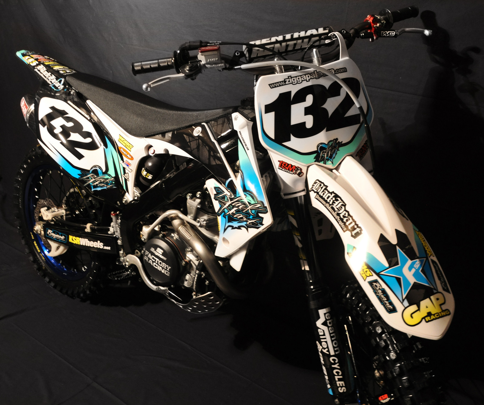 s1600 Black Heart MX Display Bike 1 - zoheir.m - Motocross ...