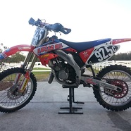 2006 CR125