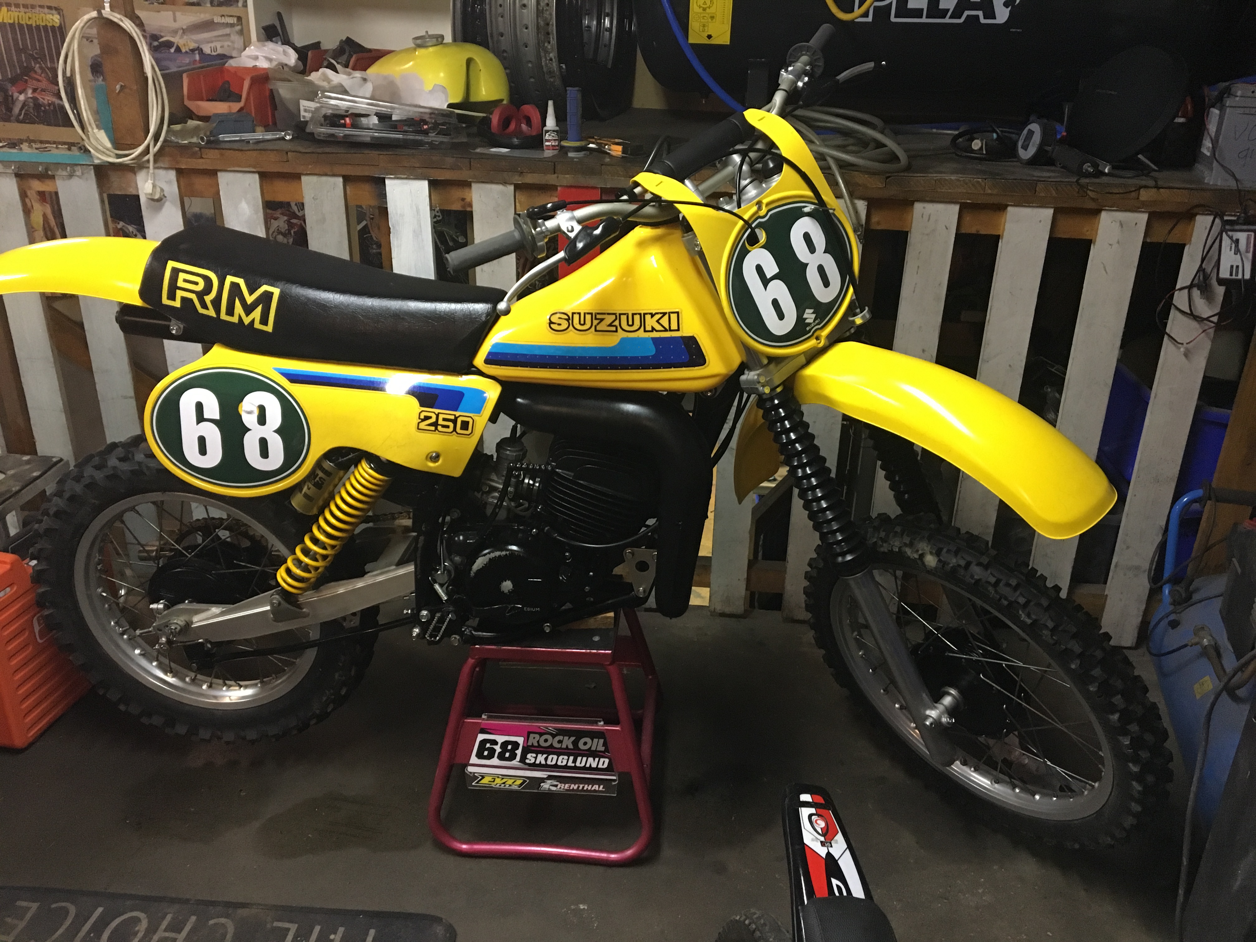 suzuki rm enduro