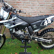 '06 YZ125