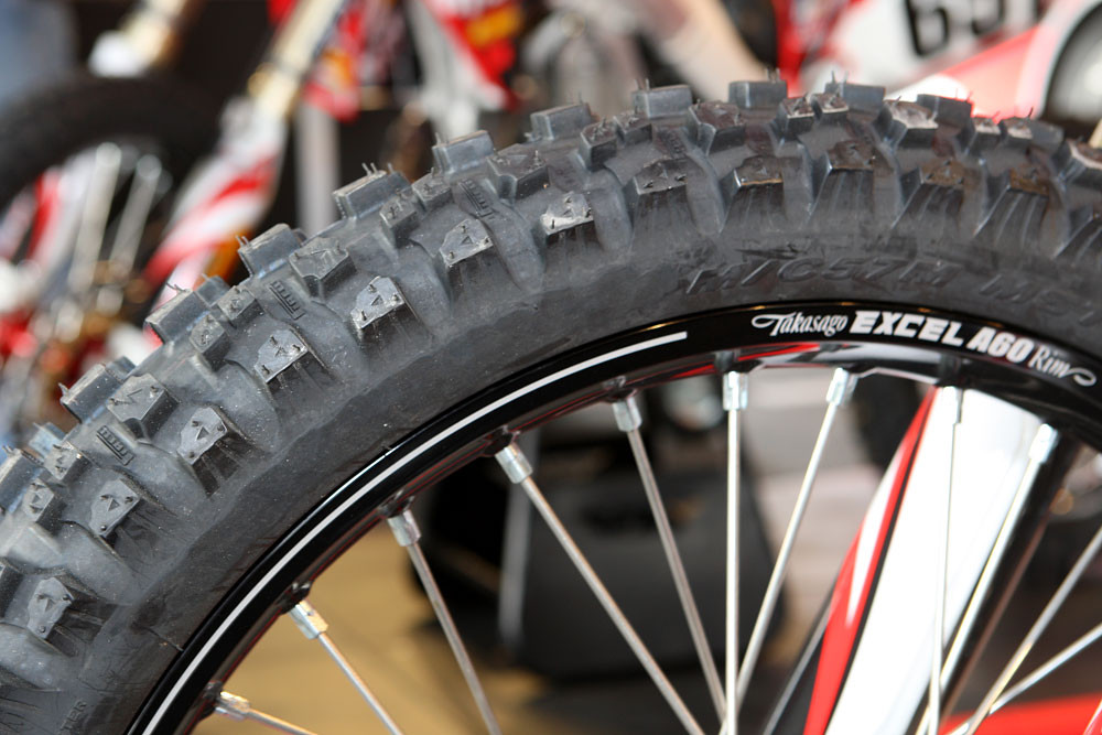 pirelli motocross tires