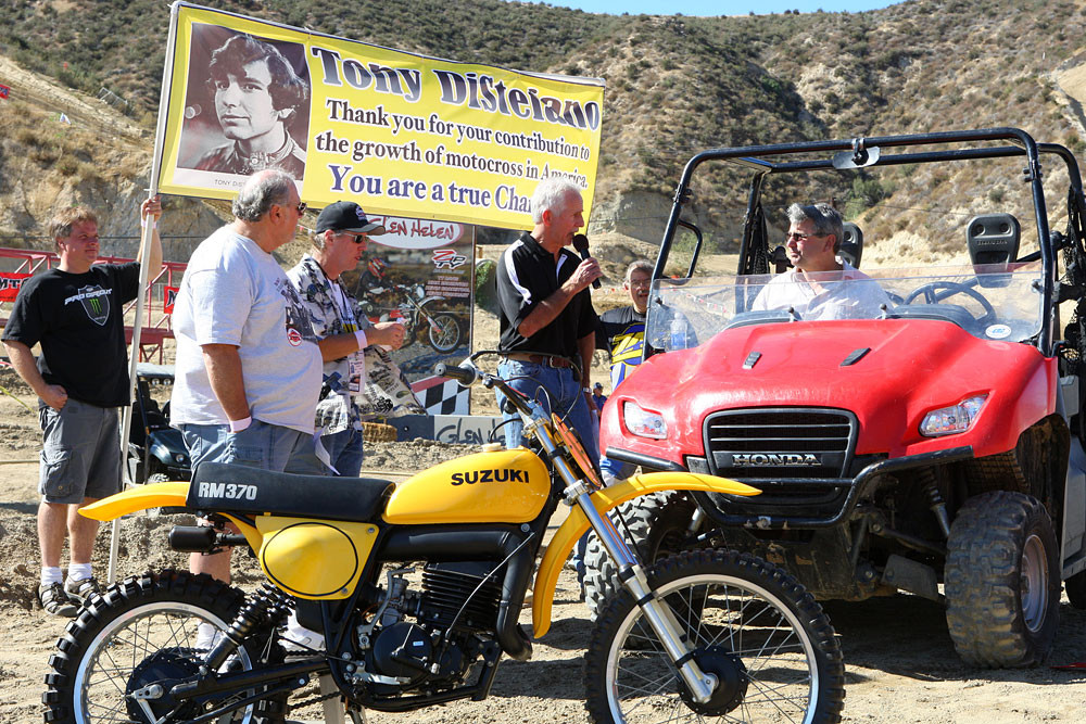Tony DiStefano induction ceremony - 2009 MTA Vet World Championships - Motocross Pictures - Vital MX