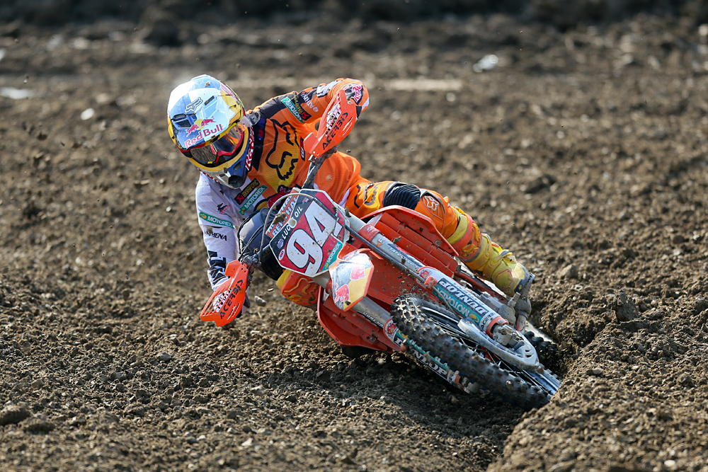 Ken Roczen Get Lean Cornering Style Comparison Motocross Pictures