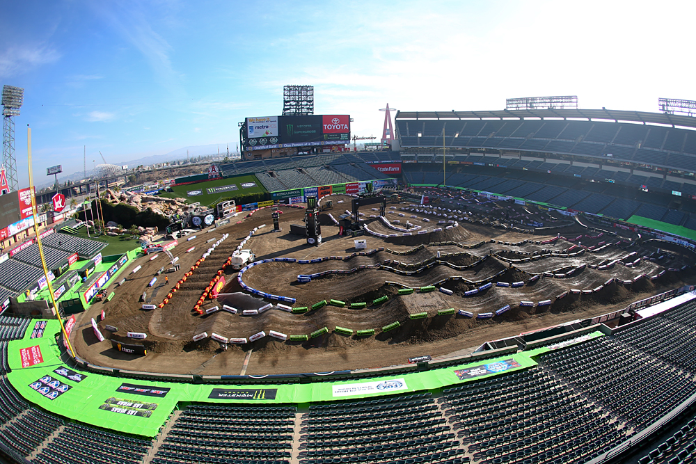 2014 Monster Energy Supercross season Vital MX Pit Bits Anaheim 1
