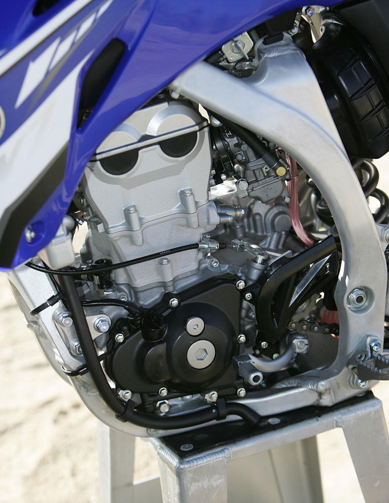 2008 Yamaha YZ450F 3 First Look Riding the 2008 Yamaha YZ450F