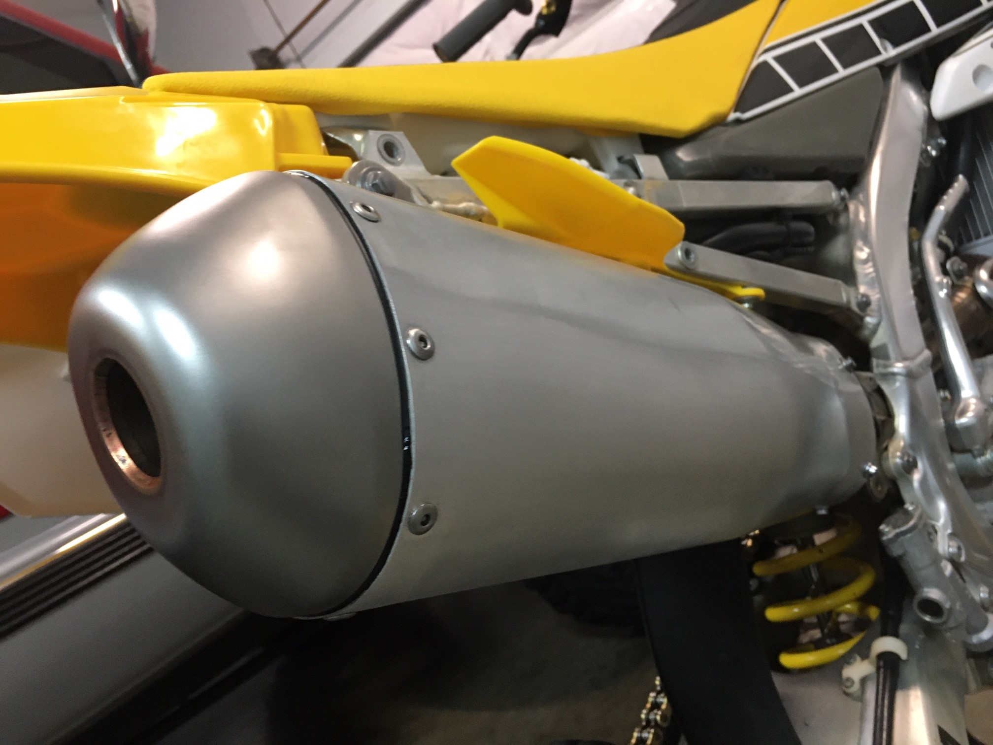 cheap motorcycle exhaust cans