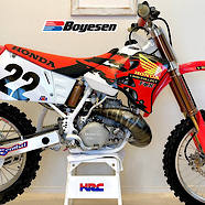 1995 HRC CR250R Replica: A Survivor From JAPAN