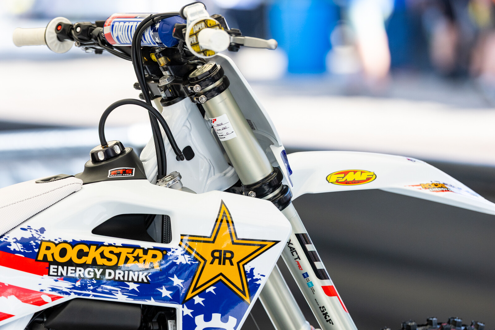 PitBits MXoN-216.jpg?VersionId=RMdc