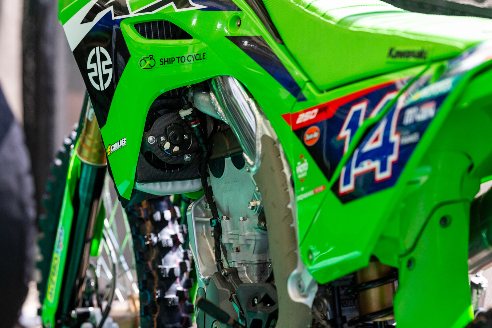 PitBits MXoN-296.jpg?VersionId=h5a2Ji8H4vambek
