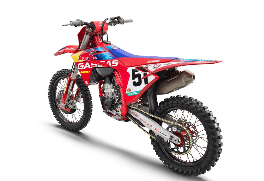 PHO_BIKE_PERS_LIHI_GG-450-F-Factory-Edition-MY23-rear-left_%23SALL_%23AEPI_%23V1.jpeg?VersionId=ZwD8NovdE0XkiN7LEaNf3sHGB3OGz0Yq&itok=JgcG7rZb