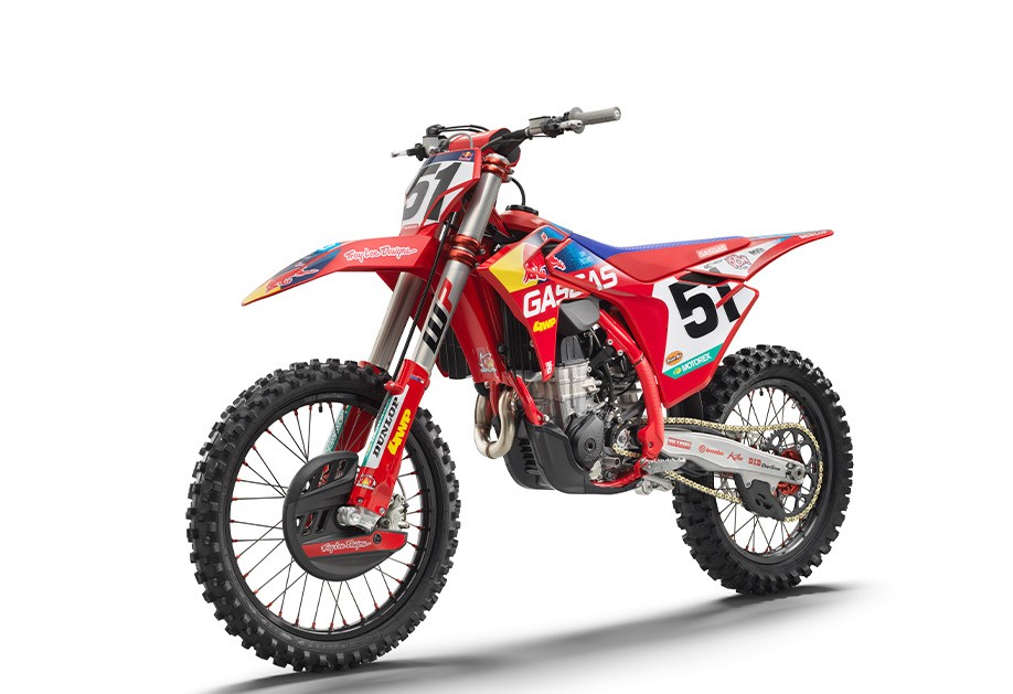 PHO_BIKE_PERS_LIVO_GG-MC450F-Factory-Edition-MY23-front-left_%23SALL_%23AEPI_%23V1.jpeg?VersionId=MZKFTp7weXv_ZBzyOq.rG92gDDyWrXbm&itok=5HBMhPaN