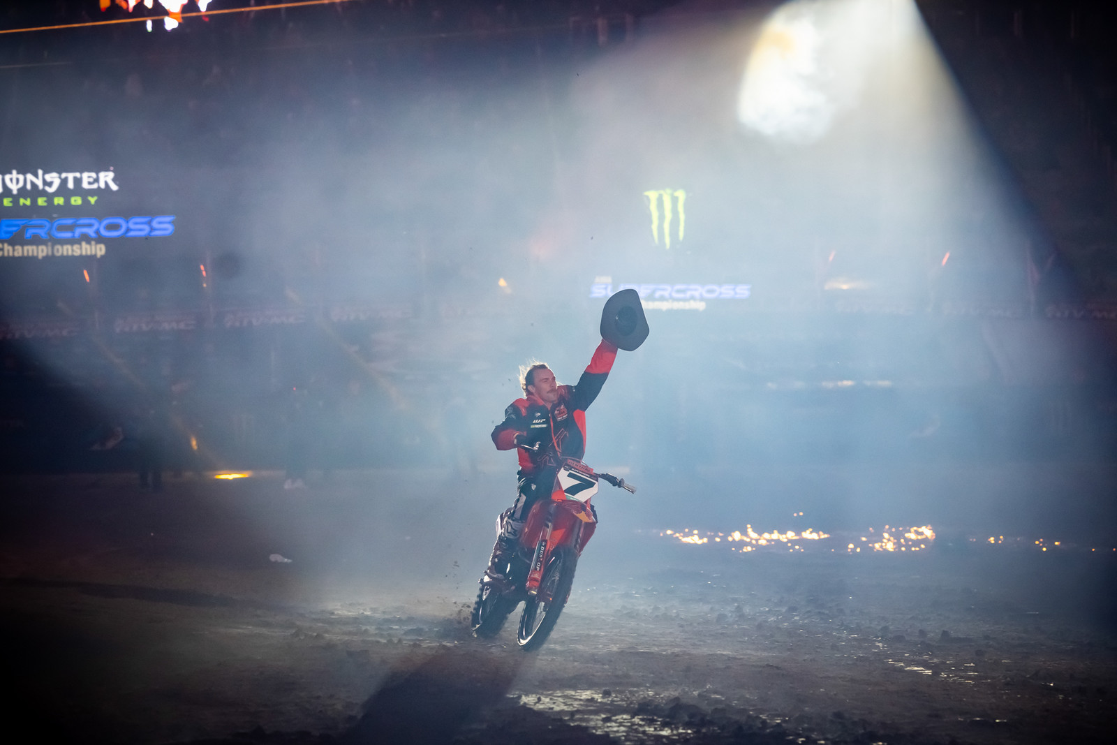 PLESSINGER 2023 SAN-DIEGO SX OCTOPI GM 3479.CR3-2.jpg?VersionId=v qI