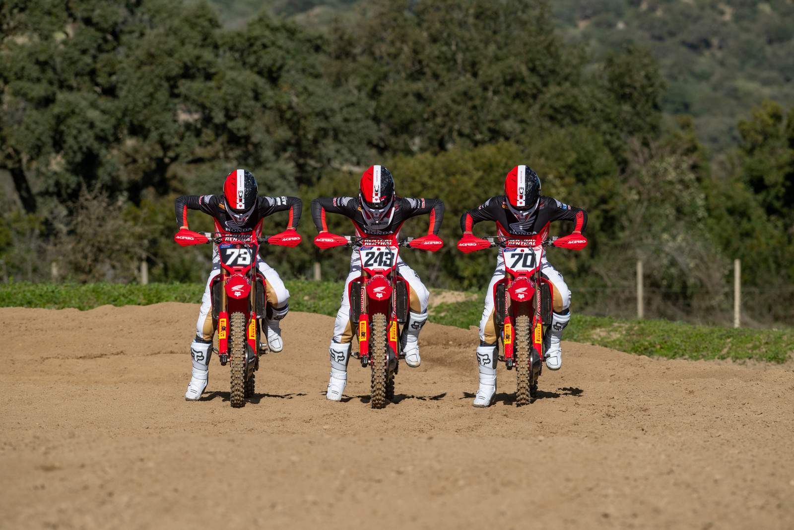 First Look 2025 CRF450RWE and the 2024 HRC MXGP Team Motocross