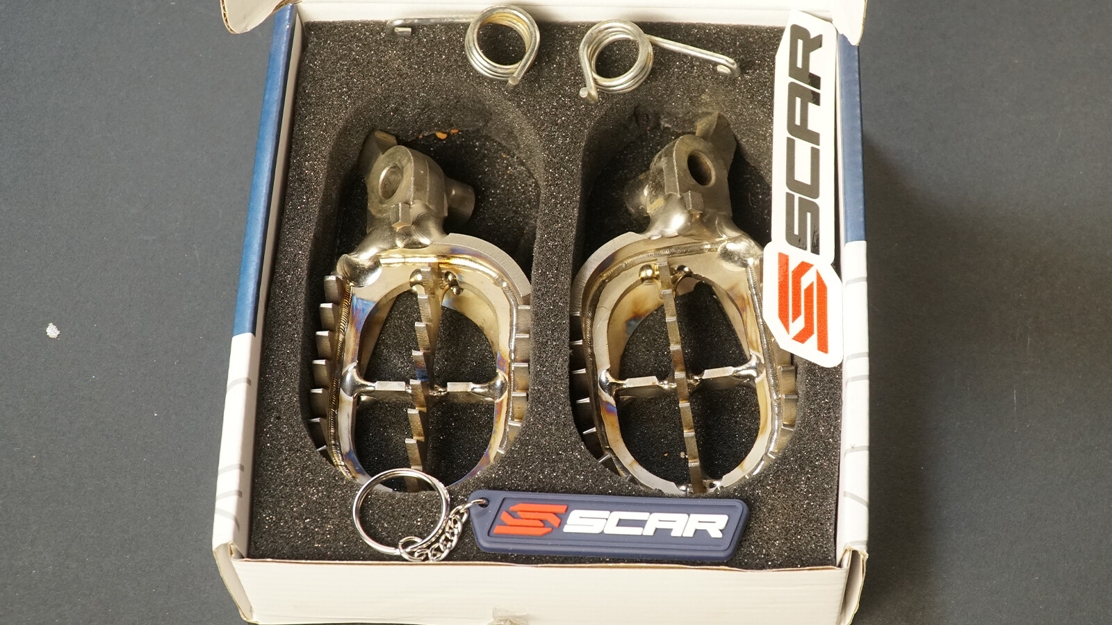 Tested | Scar Titanium Gripper Footpegs - Motocross Feature - Vital MX