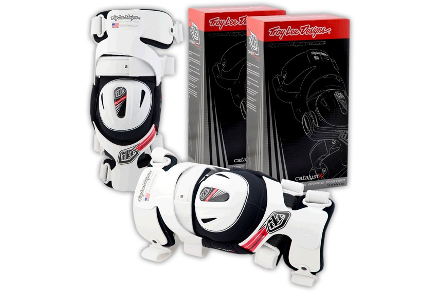 Troy Lee Designs Catalyst X Knee Brace Reviews, Comparisons, Specs