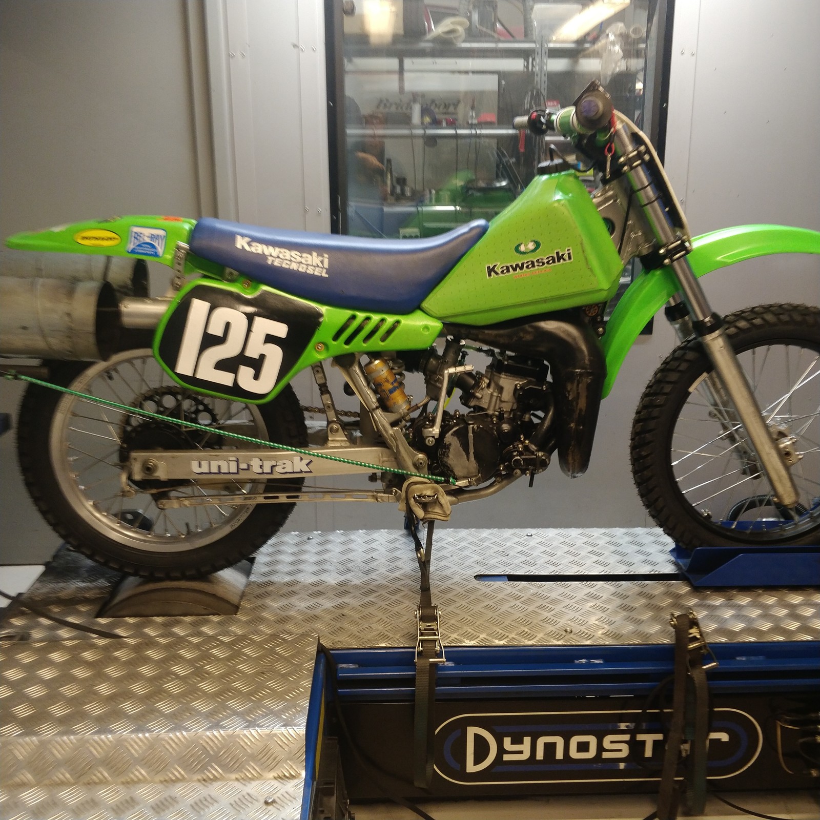 KX125D　カワサキ　1985年 KX125D カワサキ 1985年 Характеристики мотоцикла KAWASAKI KX125 1985 г