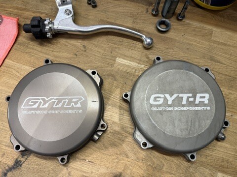 25AD2986-FB00-4F80-B689-B98A49D3A3FF 4 5005 c