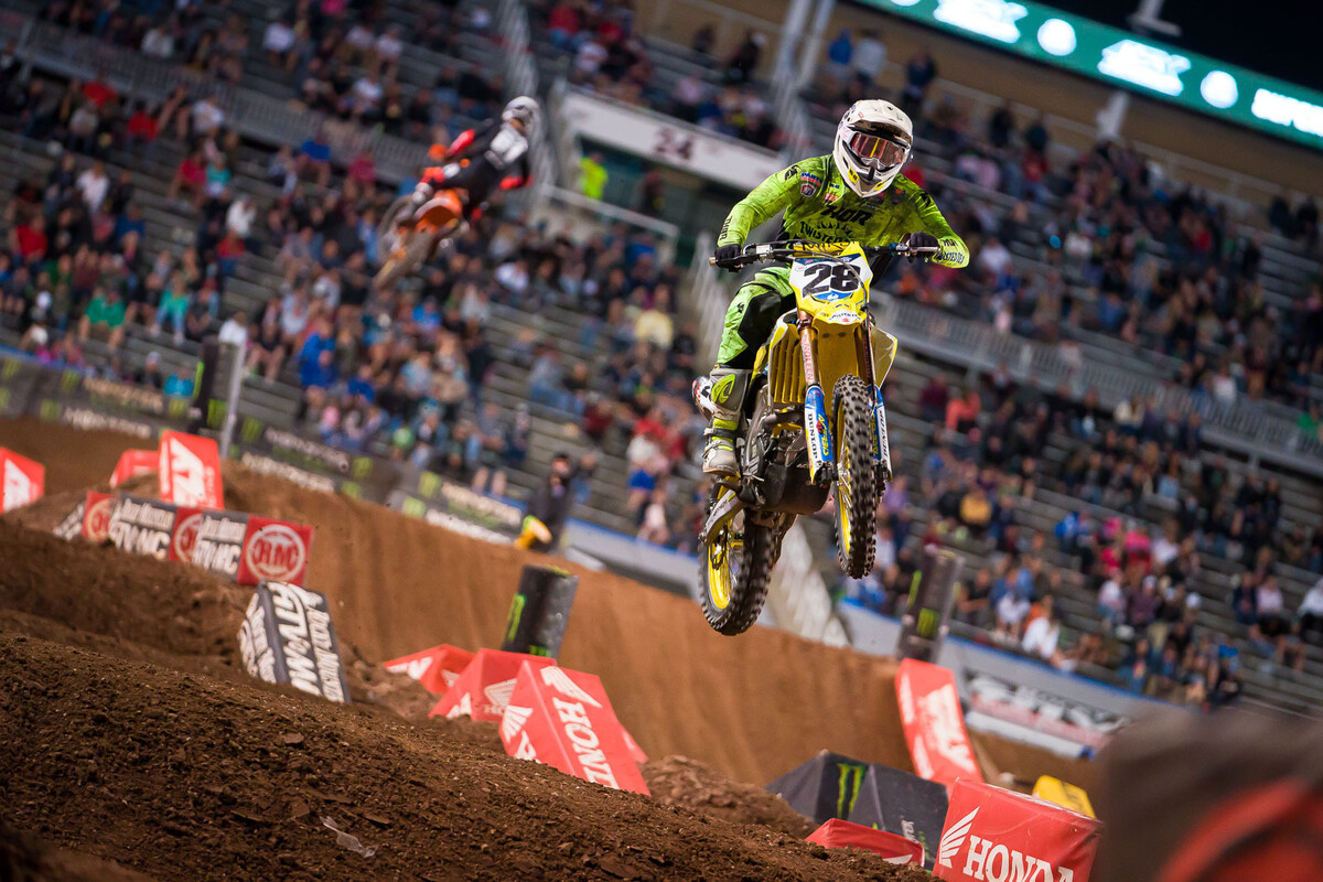 28-10 2.jpg?VersionId=KZtXw23P2Nc