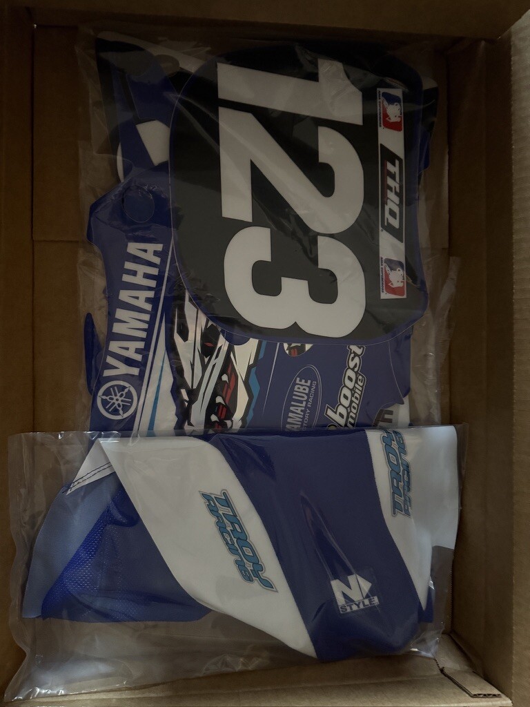 4CC960DD-2AAE-42CC-A6D3-F25F153055E1 1 105 c