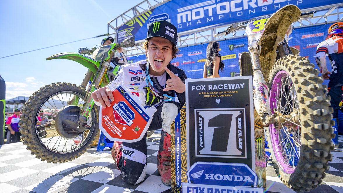 512966ea-b87a-4d8a-9c97-8aee6f5ef16a 0