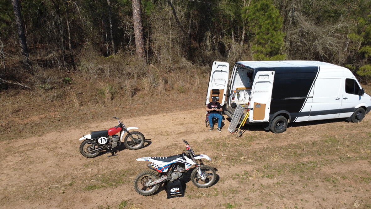 A357E231-A626-491E-A47E-29C42731B9D9 1 105 c.jpeg?VersionId=rNQ