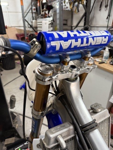 FA883C99-AC1F-4183-A1DB-36AA3BF921DA 4 5005 c