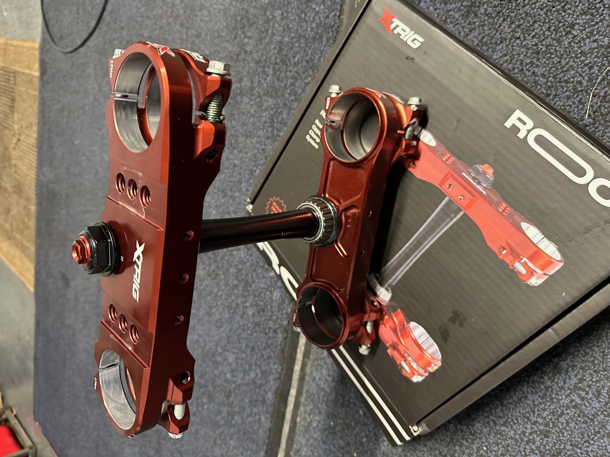 x trig rocs pros triple clamps 23 / 24 ktm husqvarna gas gas for sale For Sale/Bazaar