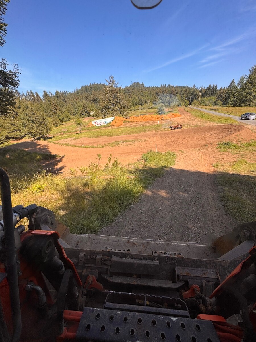 IMG 7931 0.jpeg?VersionId=JalUion72zz6Fg7fqL76P5vTji7bBY