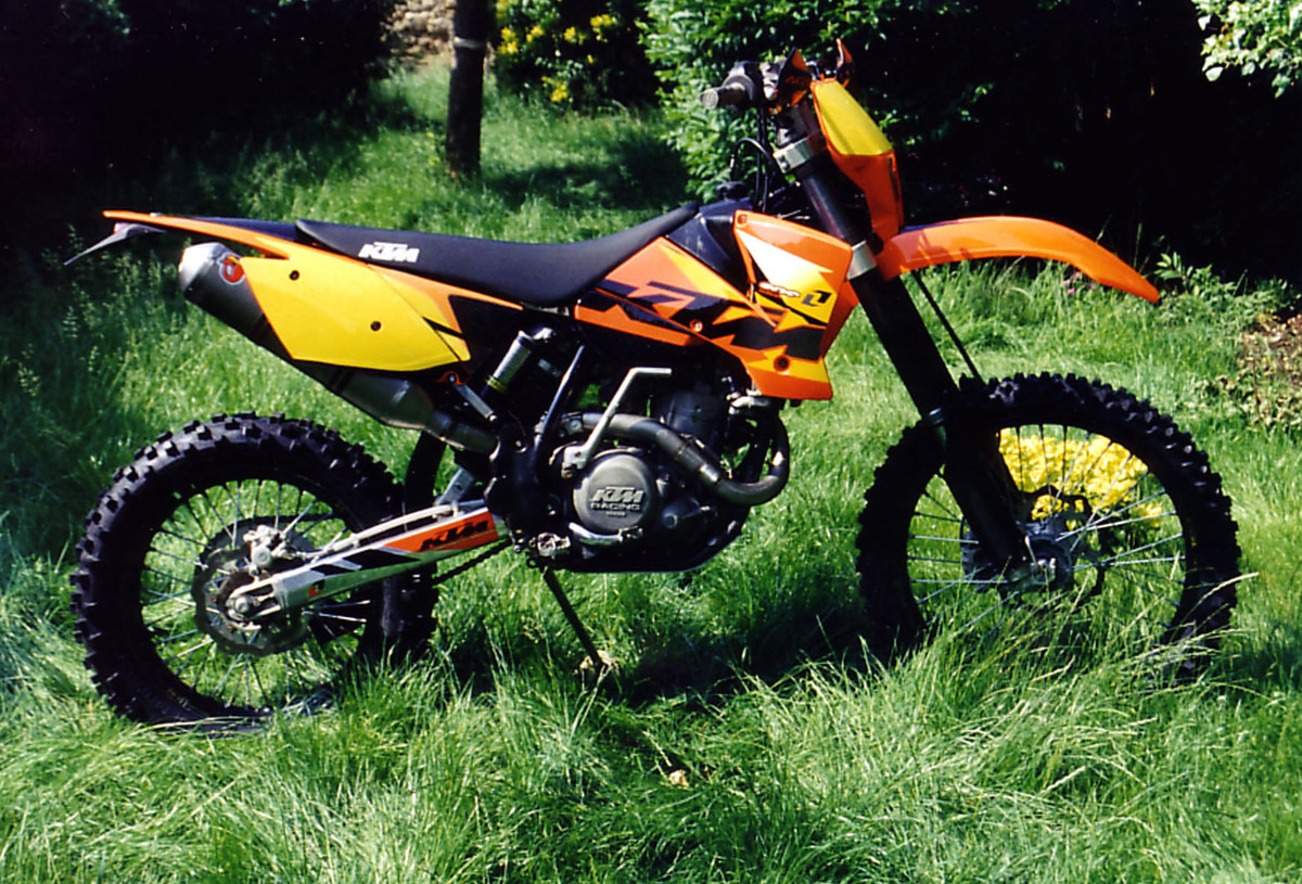 KTM 2003 300