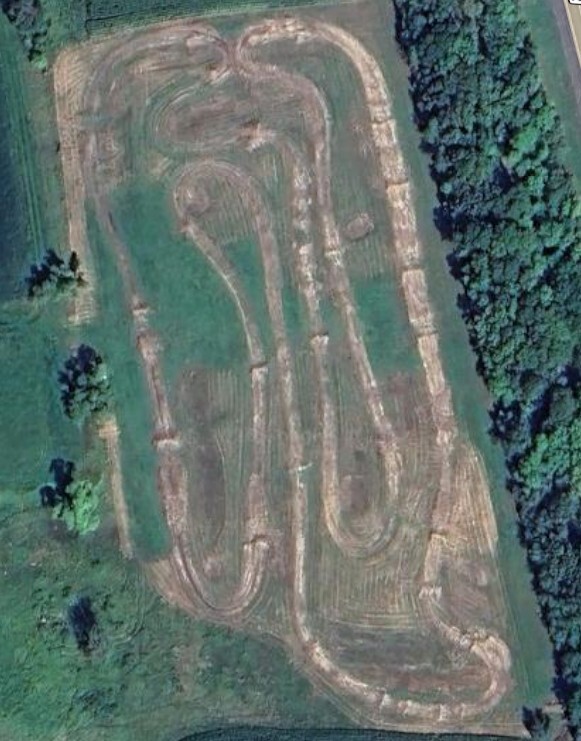 Track  1.jpg?VersionId=YQTaD