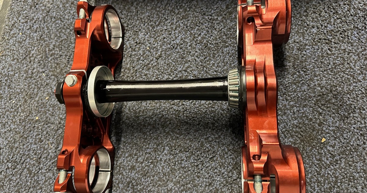 x trig rocs pros triple clamps 23 / 24 ktm husqvarna gas gas for sale For Sale/Bazaar