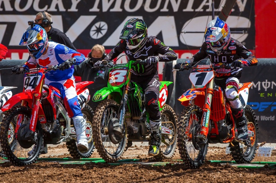 original Eli Tomac Ken Roczen Cooper Webb 2020 Salt Lake City Supercross Round 16 548769.jpg?VersionId=lU3Yuvq6IDsE